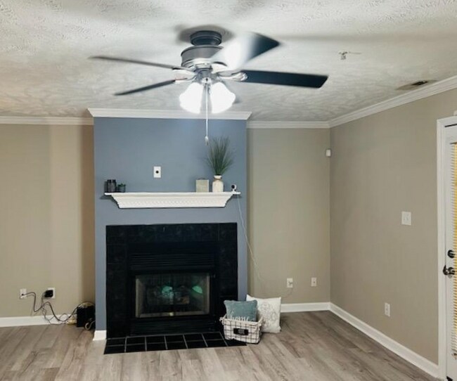 Foto del edificio - 382 Bubble Creek Ct