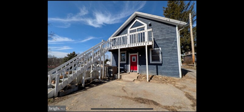 Primary Photo - 120 Church St