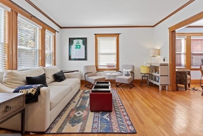 Building Photo - 189 Savin Hill Ave