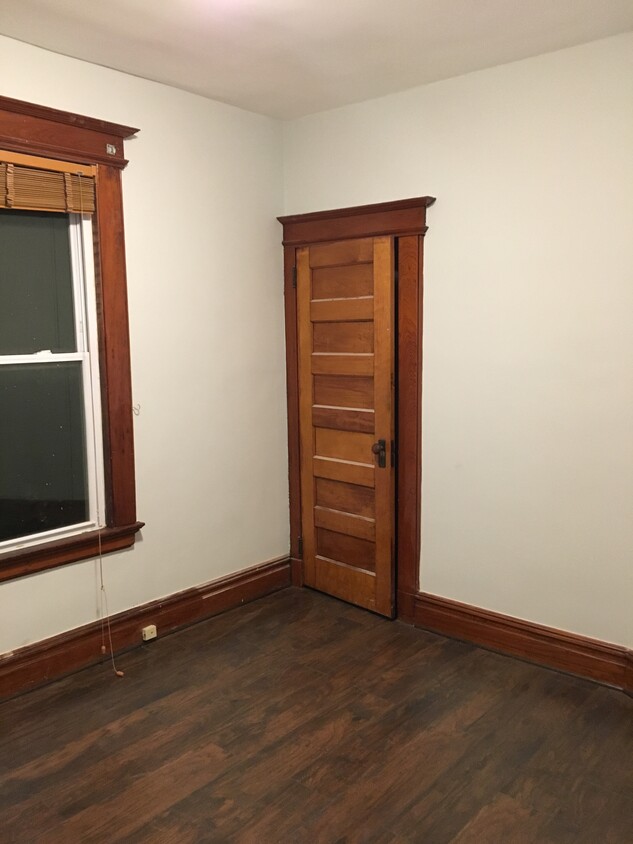Primary Photo - 44 Olive St