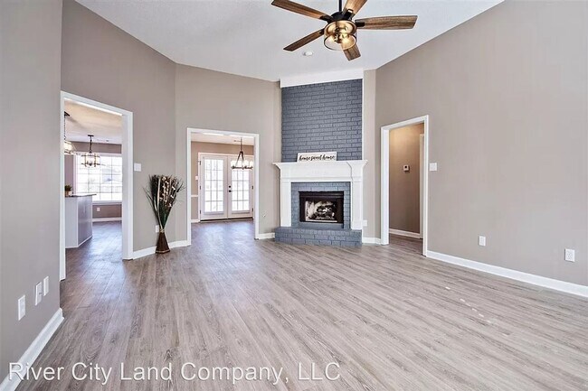 Building Photo - 3 br, 2 bath House - 8070 Ellis road