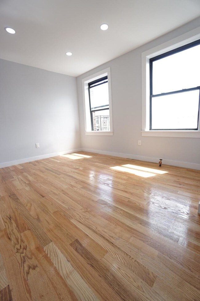 Building Photo - 409 West 129th Street