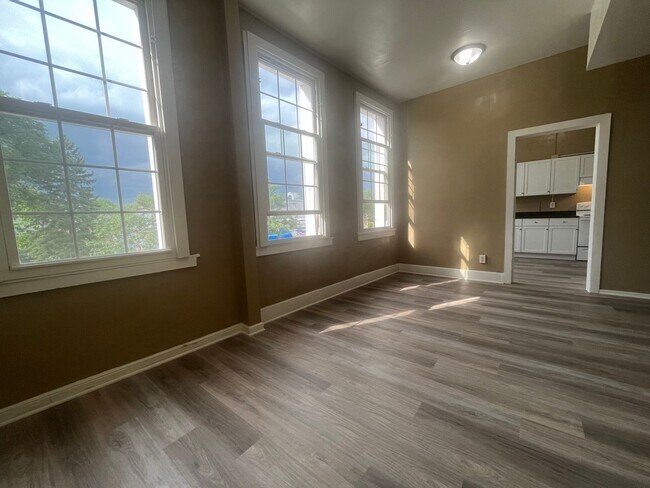 Foto del edificio - 776 E 7th St