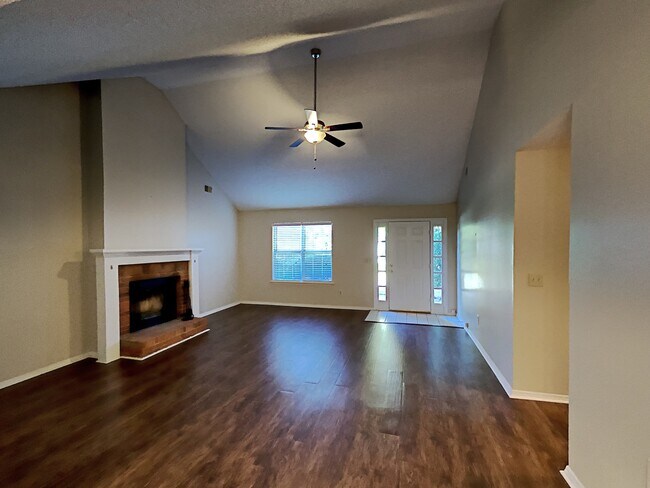 Building Photo - 4119 Chanticleer Drive NW