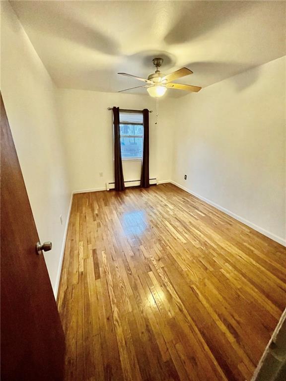 Foto del edificio - 208 Bay 14th St