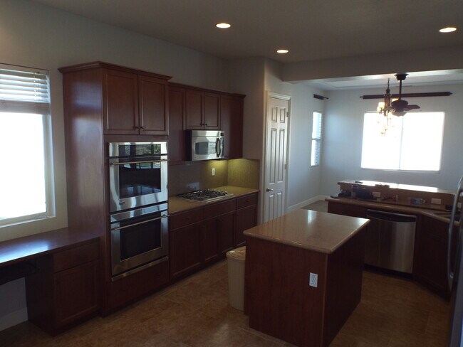 Building Photo - 118 Arezzo Ct