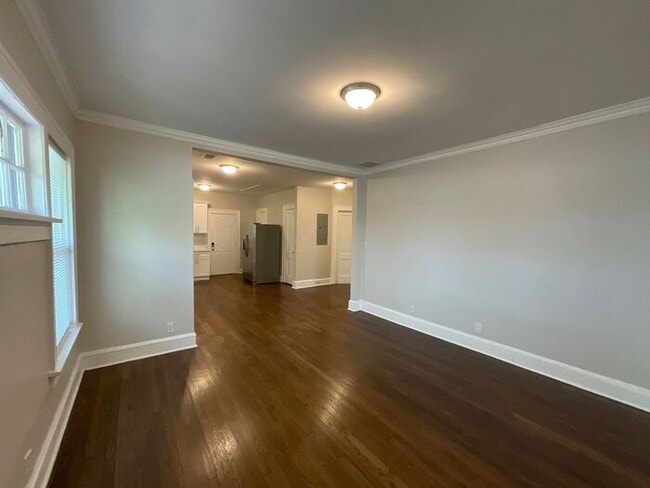 Building Photo - 339 Mathewson Pl SW