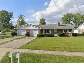 Building Photo - 1496 Edgewood Dr