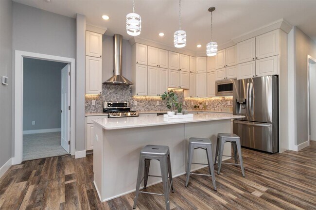 Foto del edificio - 805 28th St NW