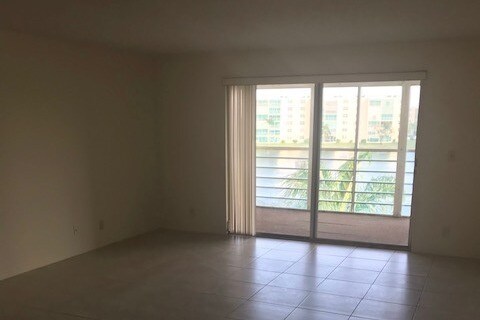 Foto del edificio - 101 SE 3rd Ave