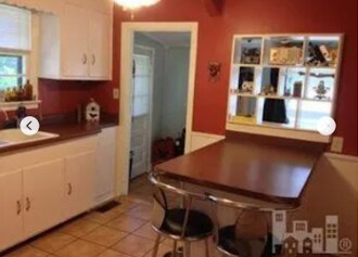 Primary Photo - 2207 Barnett Ave