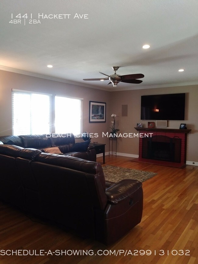 Foto del edificio - 1441 Hackett Ave