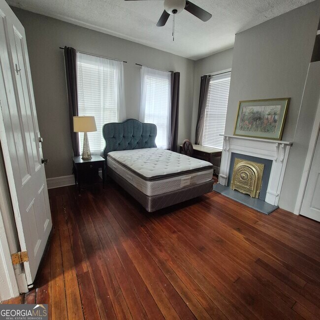 Foto del edificio - 867 Orange Terrace