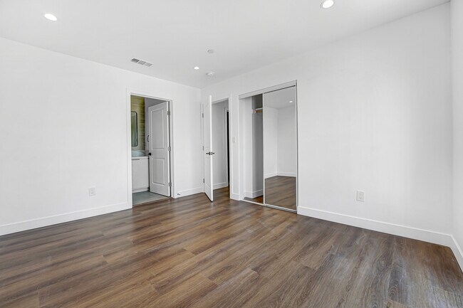 Foto del edificio - 356 N Chicago St