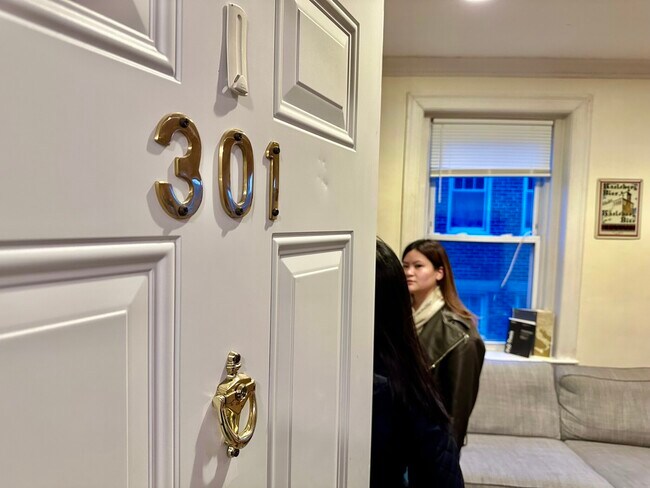 Foto del edificio - 73 Thatcher St