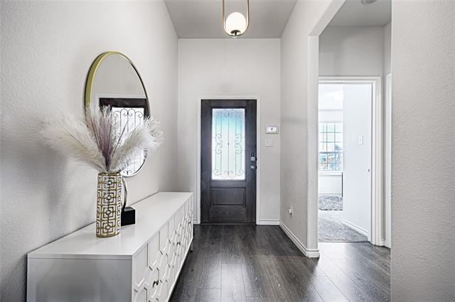 Foto del edificio - 3212 Peacock Ln