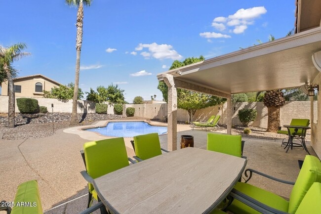 Foto del edificio - 5960 E Phelps Rd