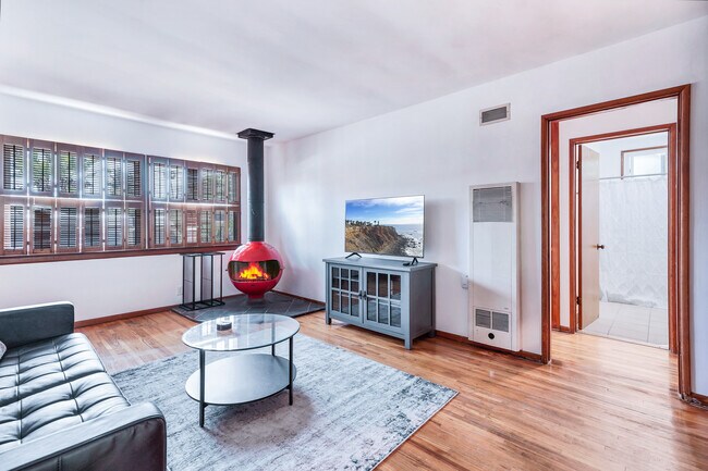 Foto del edificio - 1129 Harrison Ave