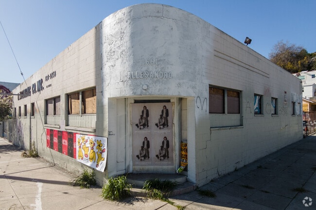 Building Photo - Echo 55