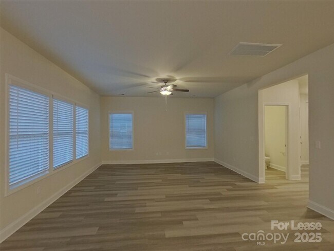 Foto del edificio - 137 Queenshall Rd