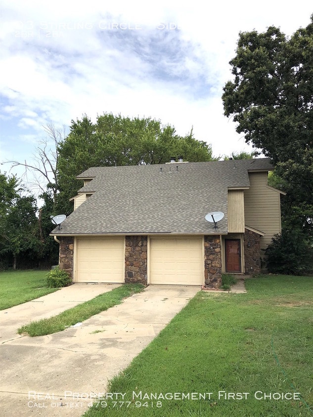 Primary Photo - Nice Duplex for Rent!