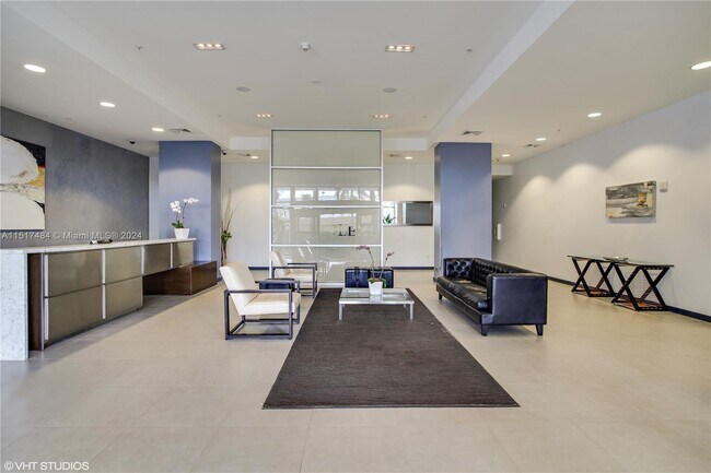 Foto del edificio - 7901 Hispanola Ave