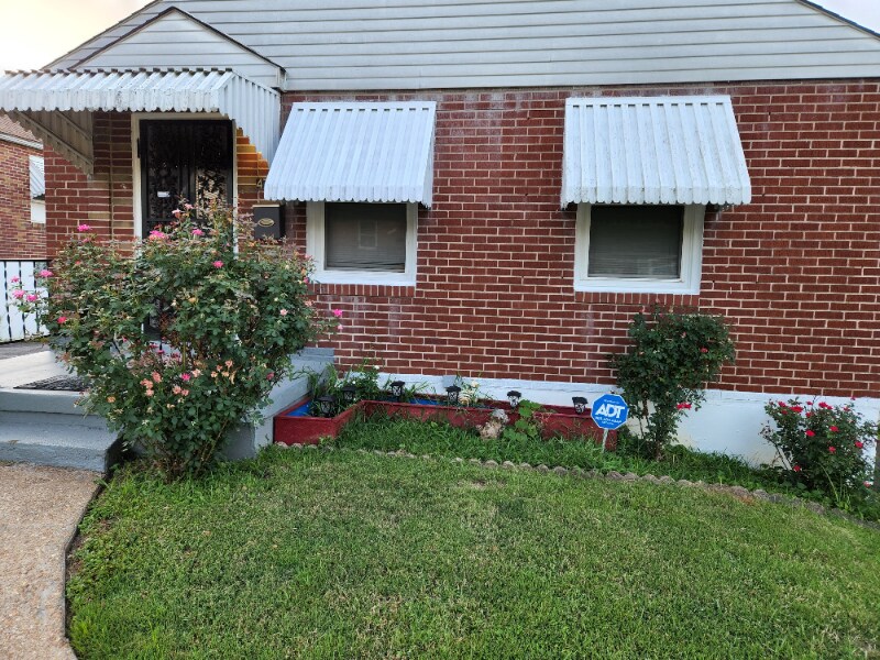 Foto principal - 4706 Roxie St