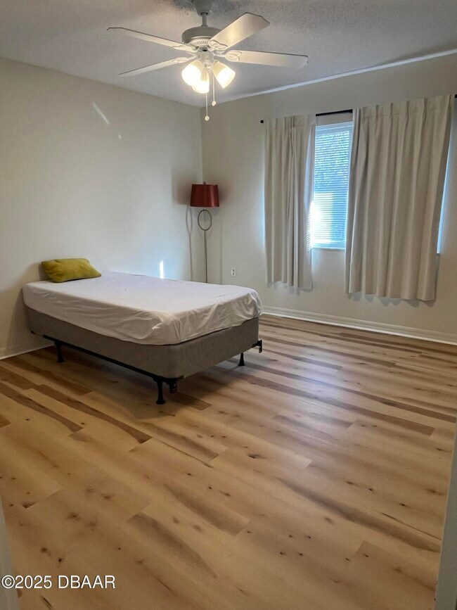 Foto del edificio - 1601 Big Tree Rd