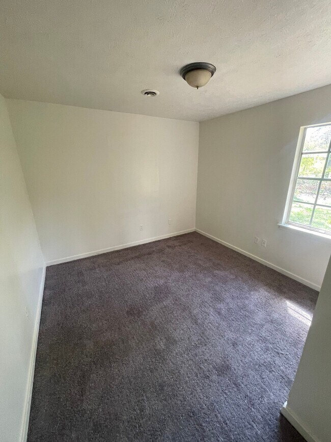 Foto del edificio - 1471 Dorgan St