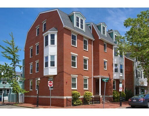 Building Photo - 1 Pleasant St