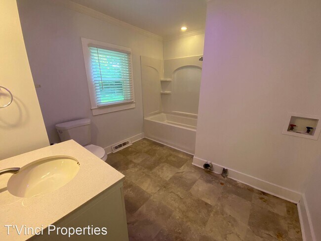 Foto del edificio - 2 br, 1 bath House - 3015 Central Avenue
