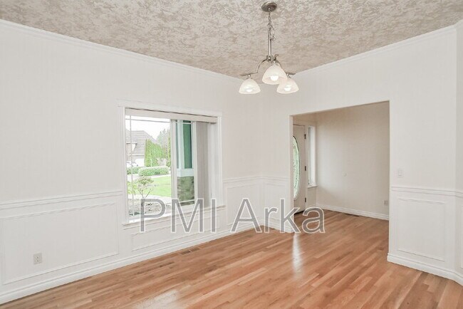 Foto del edificio - 3504 Buckingham Ct SE