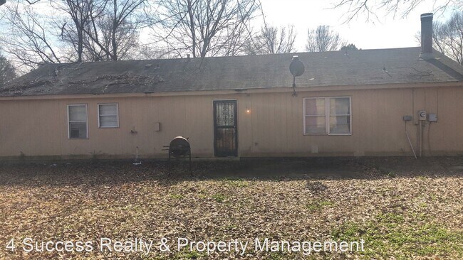 Building Photo - 3 br, 1.5 bath House - 5082 Southington