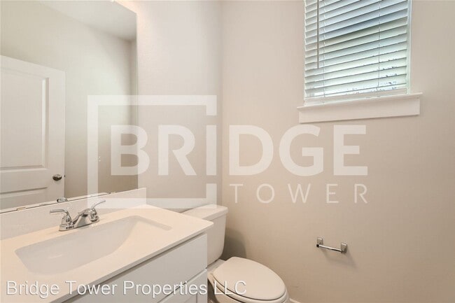 Building Photo - 4 br, 2.5 bath House - 1328 Creekbank Drive