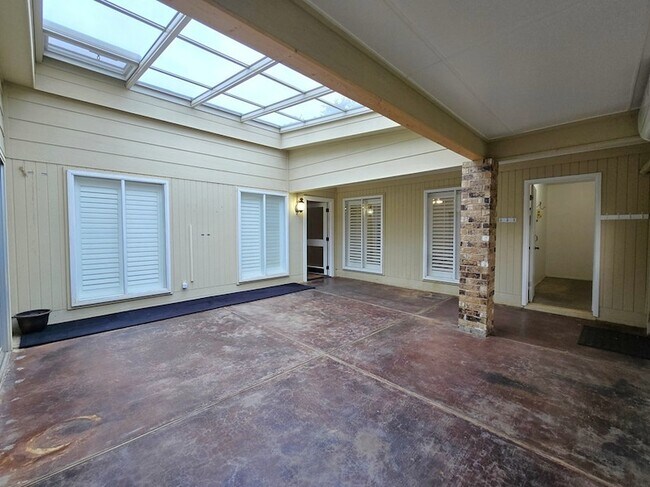 Foto del edificio - 2809 Moss Ave