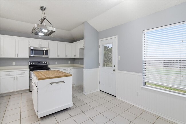 Foto del edificio - 120 Mule Deer Ct