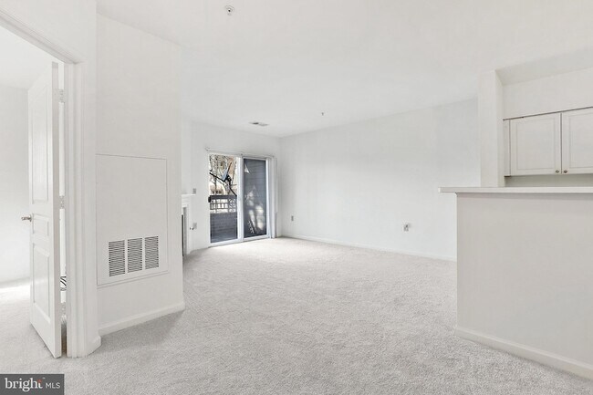 Photo - 2204 Westcourt Ln Apartment