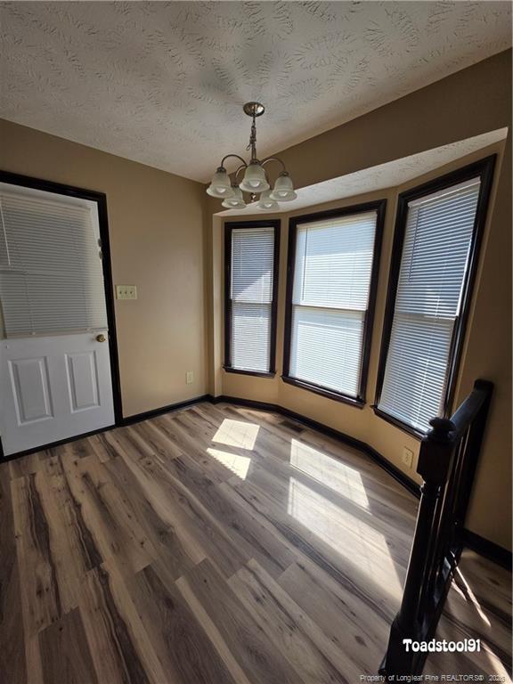 Foto del edificio - 513 Roundtree Dr