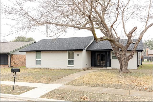 Foto del edificio - 2025 Glencrest Ln