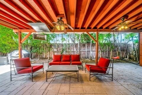 Building Photo - 19301 Lavi Ct