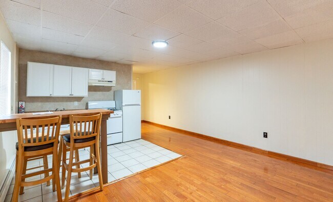 Foto del edificio - 2400 S 4th St