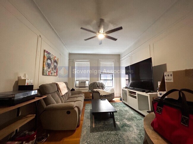 Building Photo - 652 W 163rd St