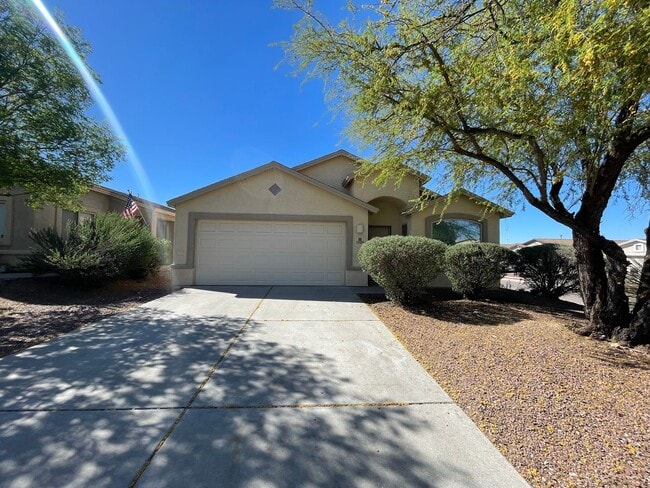 Foto del edificio - Charming Corner Lot - 4 Bedroom/ 2 Bathroom