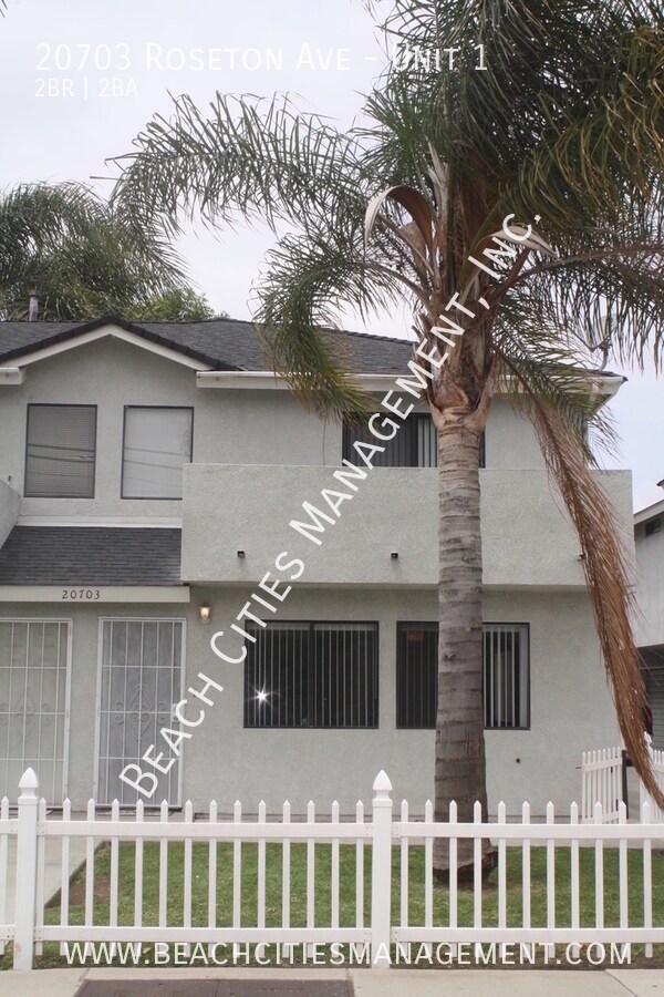 Foto del edificio - 20703 Roseton Ave