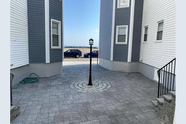 Building Photo - 90 Winthrop Shore Dr