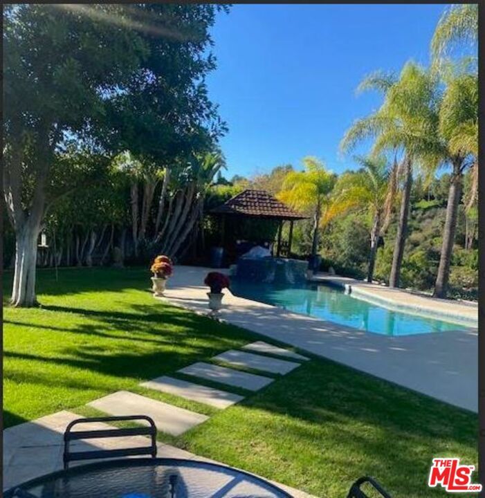 Foto del edificio - 3761 Sheridge Dr