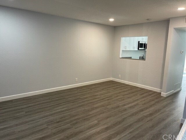 Foto del edificio - 25885 Trabuco Rd