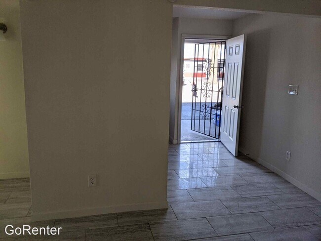 Building Photo - 2 br, 1 bath House - 4301 S 7TH AVE #1