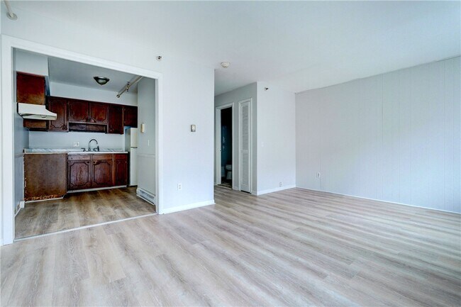 Foto del edificio - 400 Main St