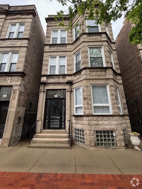 706 S Laflin - 704-708 S Laflin St